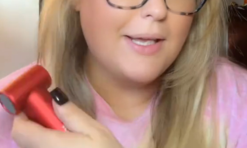 Stay cool with the Jet Fan — your portable power breeze machine!