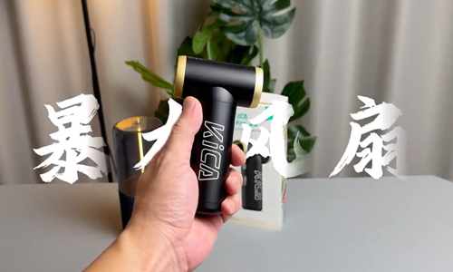 风力大，家里面可以各种吹，吸力强，小东西吸尘超方便